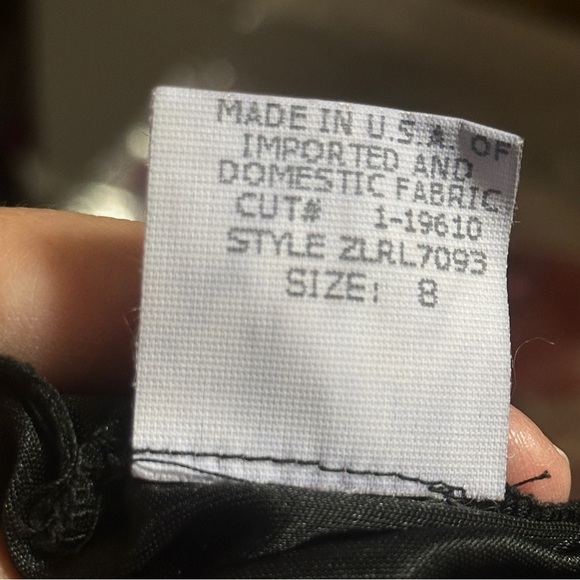 David Meister One Shoulder Black Velvet Gown Size 8 - Picture 6 of 11